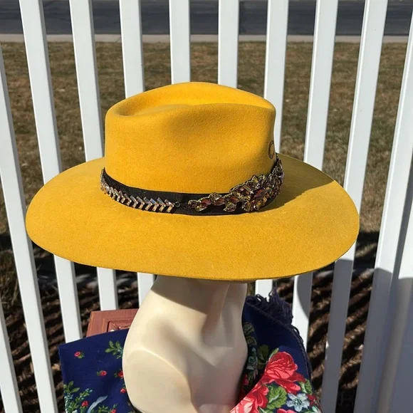 Charlie One Yellow Felt Bling Cowboy Hat Size M Womens display picture 2